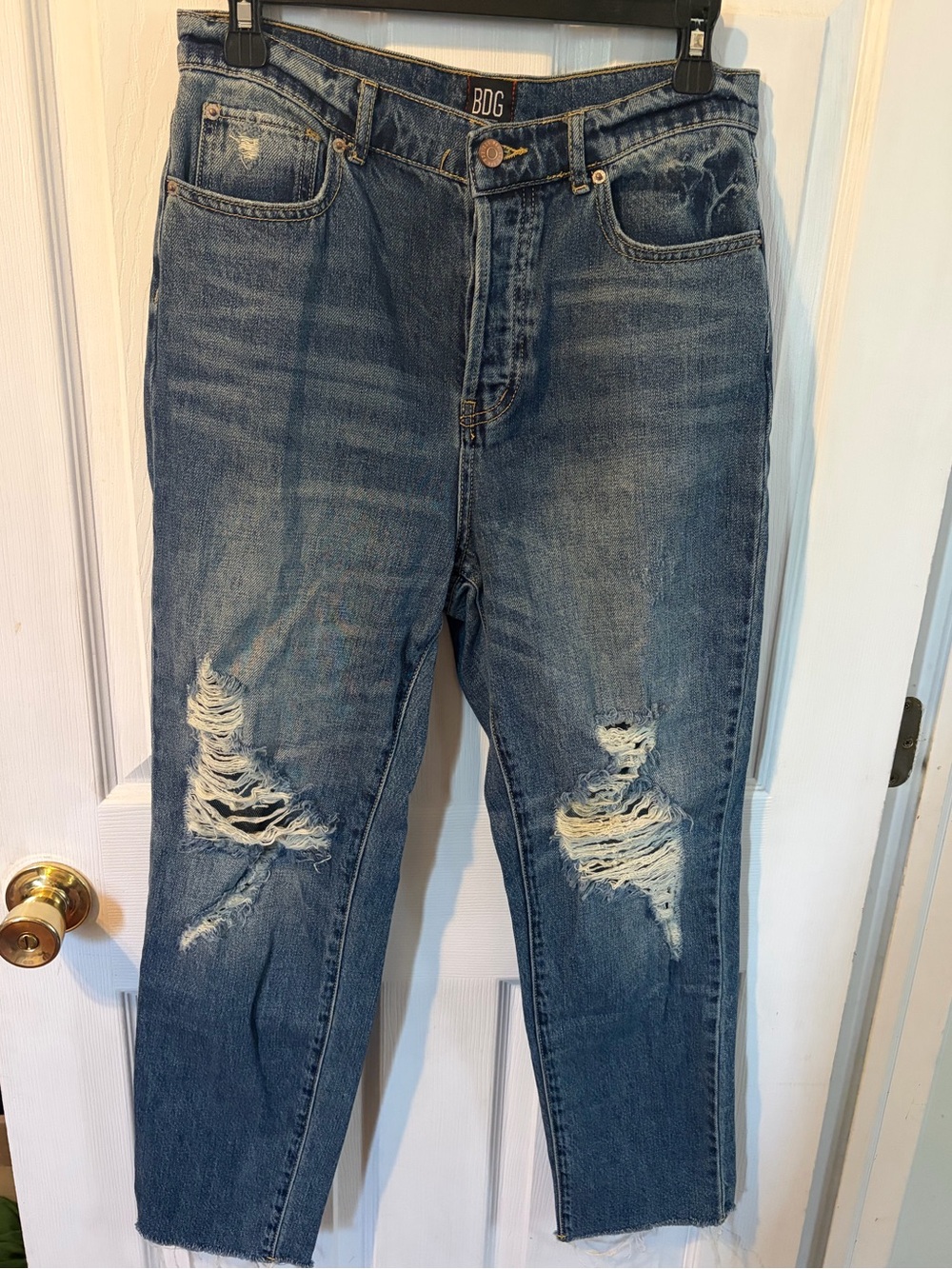 BDG Urban Outfitters High Waisted Distressed Slim Straight Blue Jeans Size 29